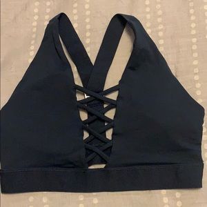 Forever 21 cross cross sports bra